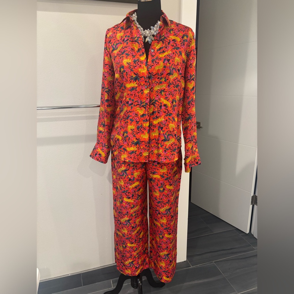 Leopard Vibrant JCrew Collection Women's Pants & Top Set